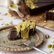 Load image into Gallery viewer, Liquid Pistachio Sauce 5kg Tub