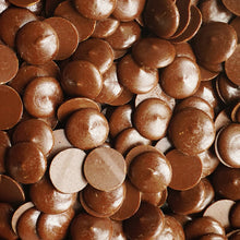 Load image into Gallery viewer, VEGAN MILK CHOCOLATE - 900G BAG