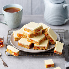 Load image into Gallery viewer, VEGAN WHITE CHOCOLATE - 900G BAG